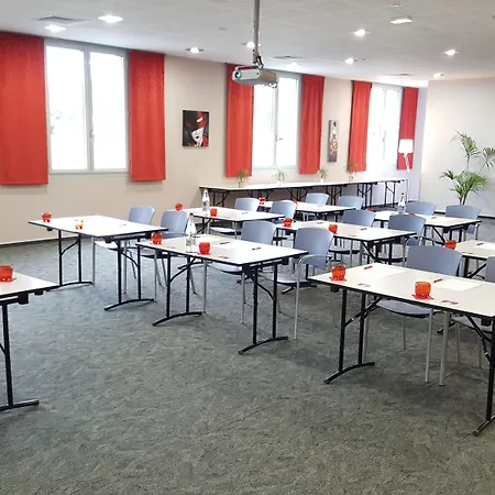 Otel Carre Py' Bagnères-de-Bigorre