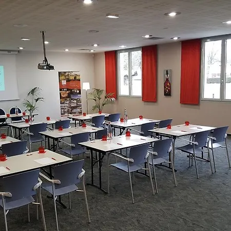 Otel Carre Py' Bagnères-de-Bigorre