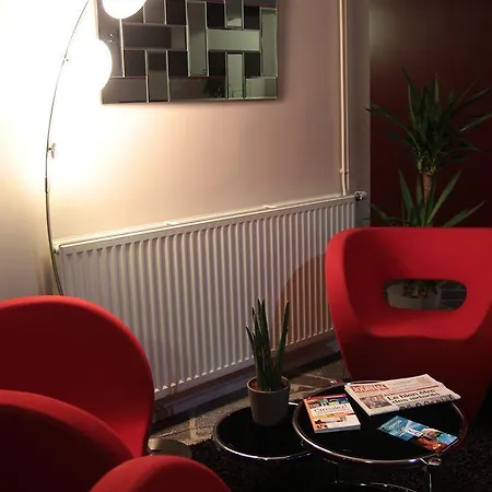 Carre Py' Hotel Bagnères-de-Bigorre